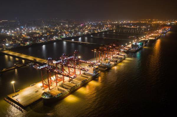 Le port de Ningbo Zhoushan a ajouté un quai vert 