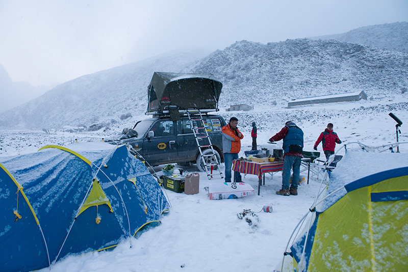 Compétences de sommeil en camping en plein air