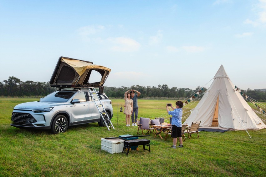 Laissez le monde embrasser le camping