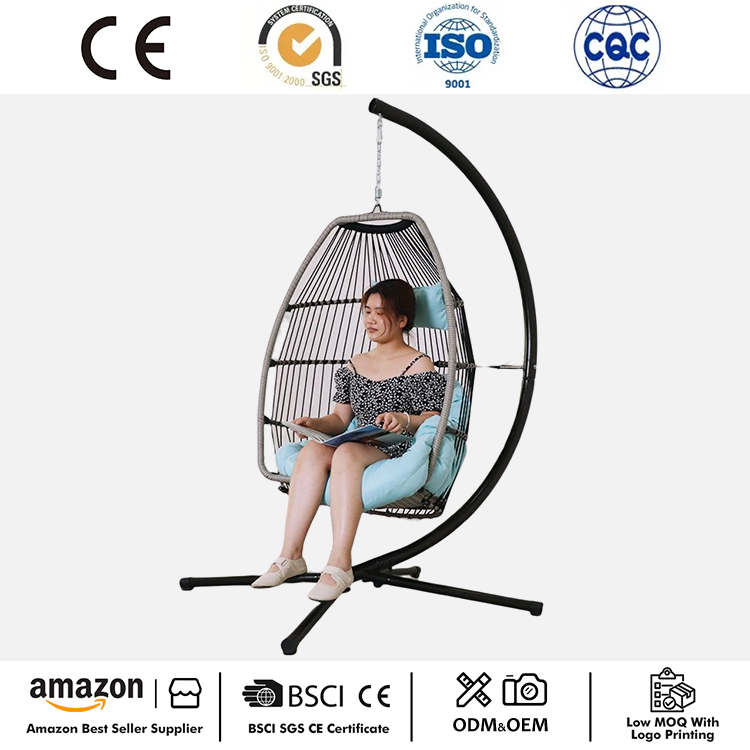 Chaise suspendue en osier PE pliable pour porche
