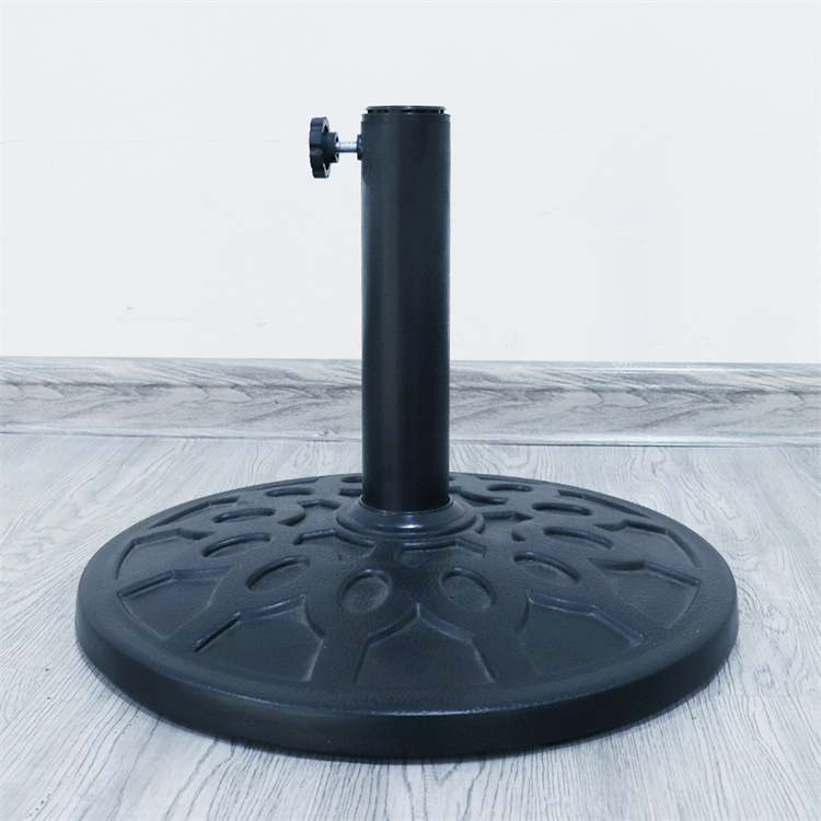 Base de parasol ronde en spirale de 17 po en résine
